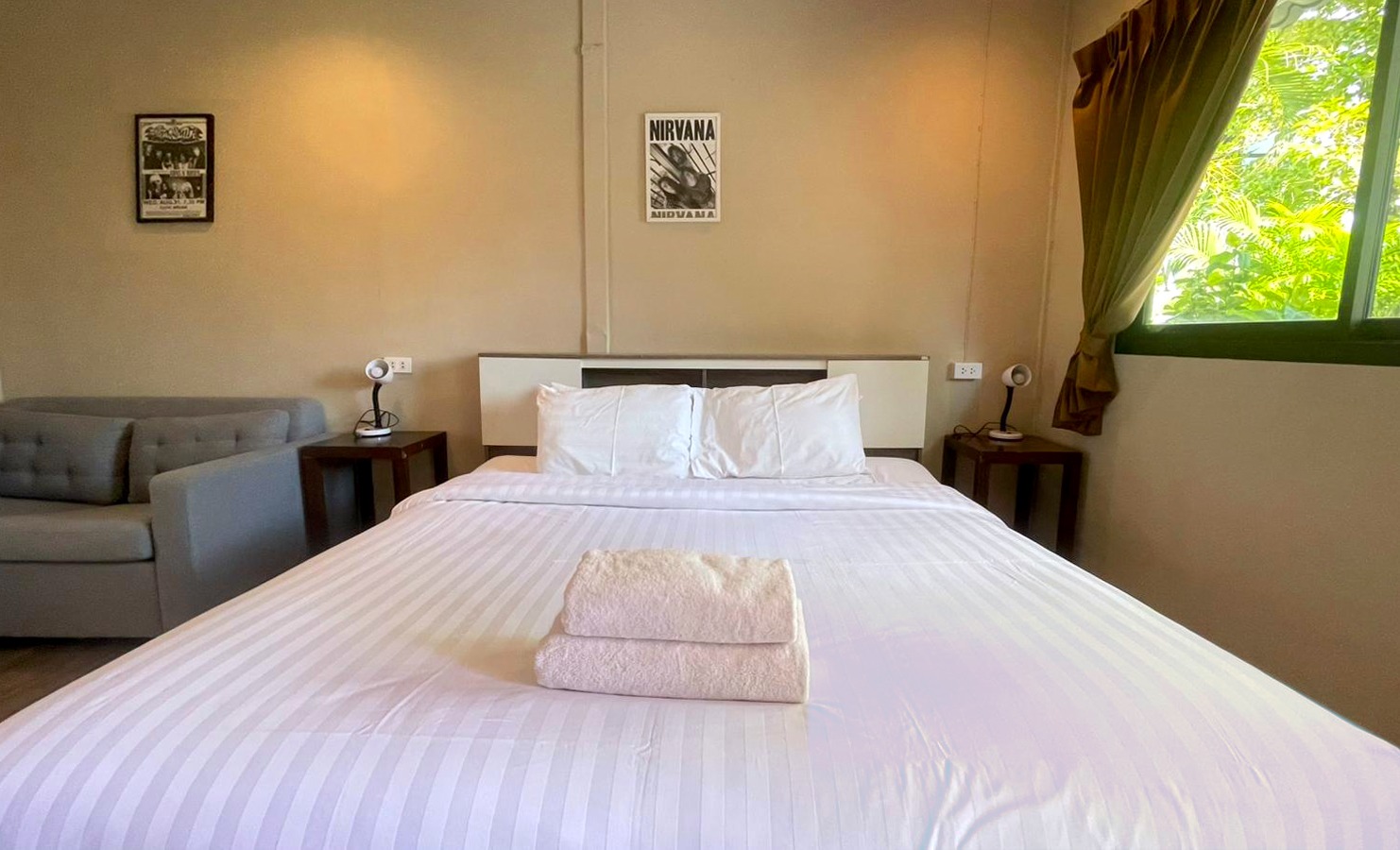 Deluxe Balcony Room at New Breakers Hotel Rawai